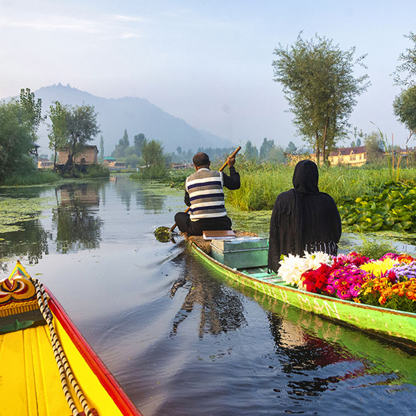 GORGEOUS SRINAGAR TOUR (1).jpg
